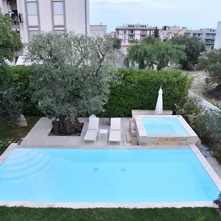 Palms 4*